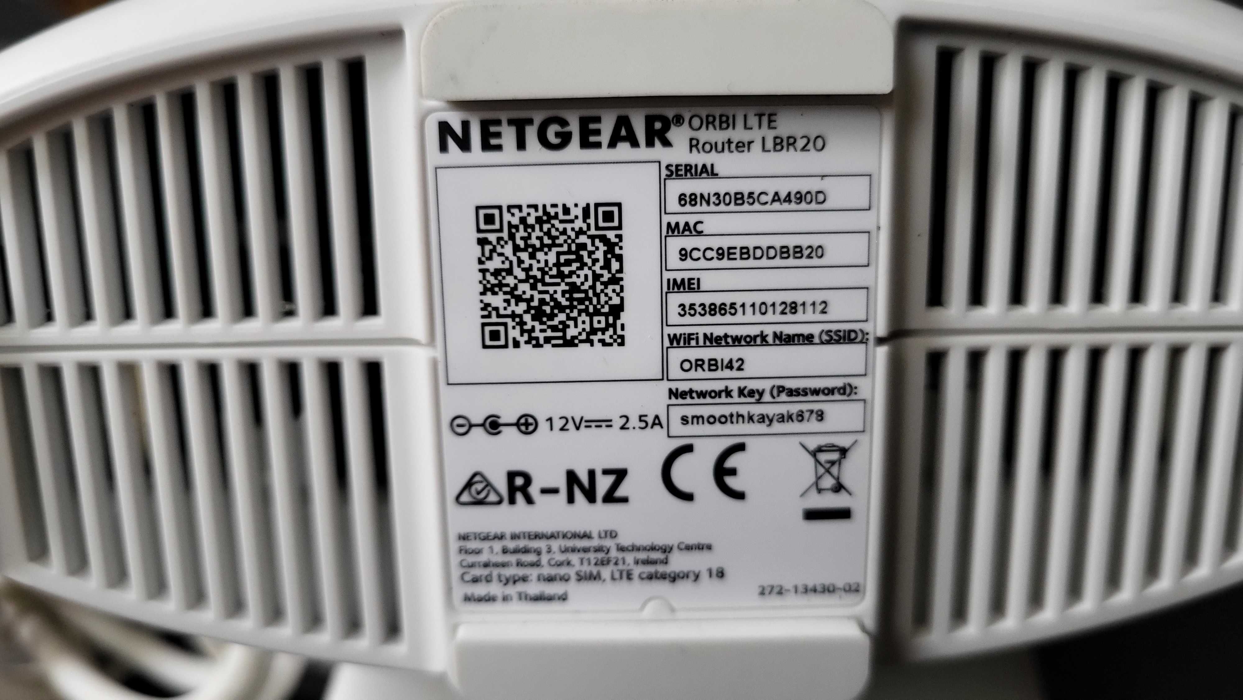 Netgear 4G Orbi Router wireless LBR20 AC2200 LTE router