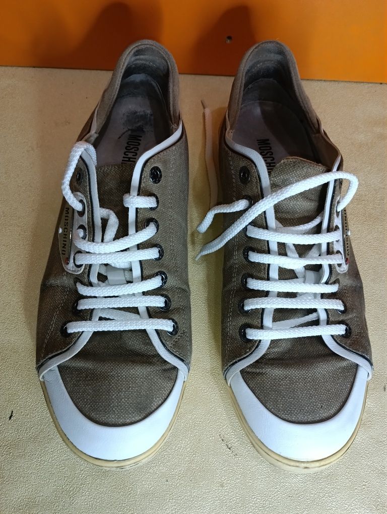 Moschino Rare N 46 - 59 лв