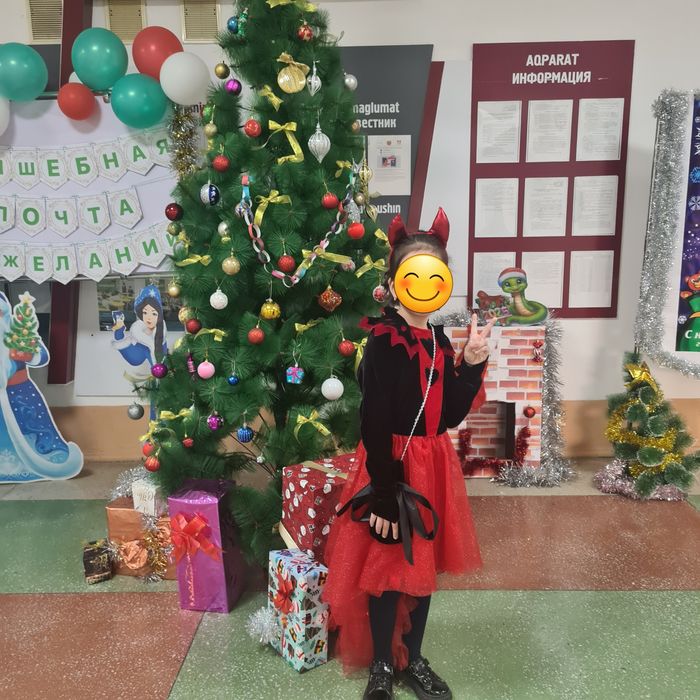 Продам новогодний костюм