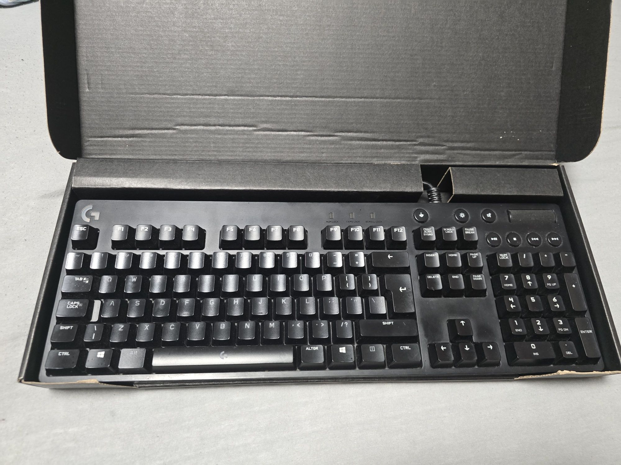 Logitech G610 Механична клавиатура