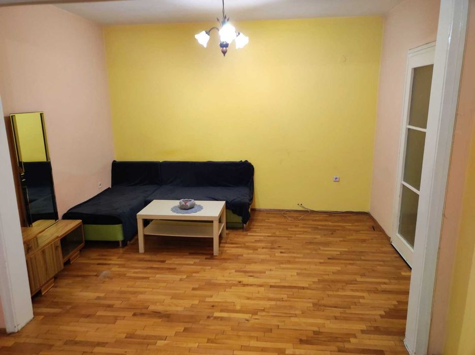 Дава се под наем Двустаен апартамент в София, Гео Милев - 55 кв.м за 407.49 € - Снимка #1