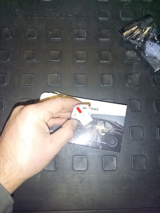 LED лого на вратите МЛ w166