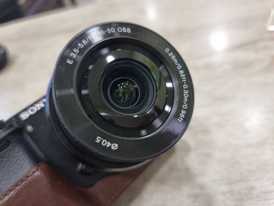 фотоапарат Sony Alpha 6000