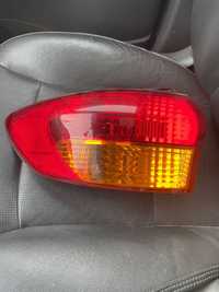 Задний фонарь Subaru Tribeca