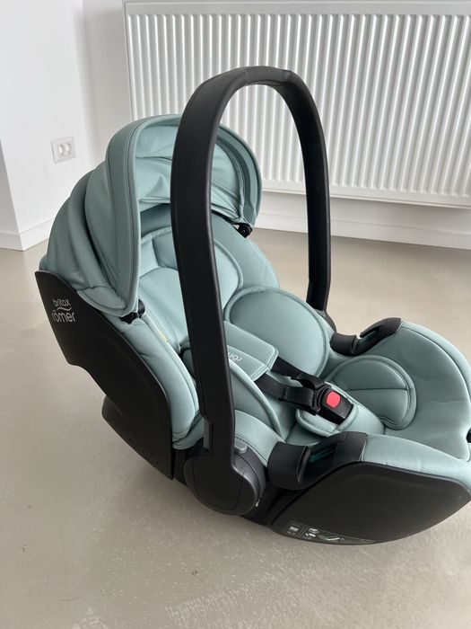 Scoica Auto Britax Romer Baby Safe Pro + ISOFIX Vario Base 5Z