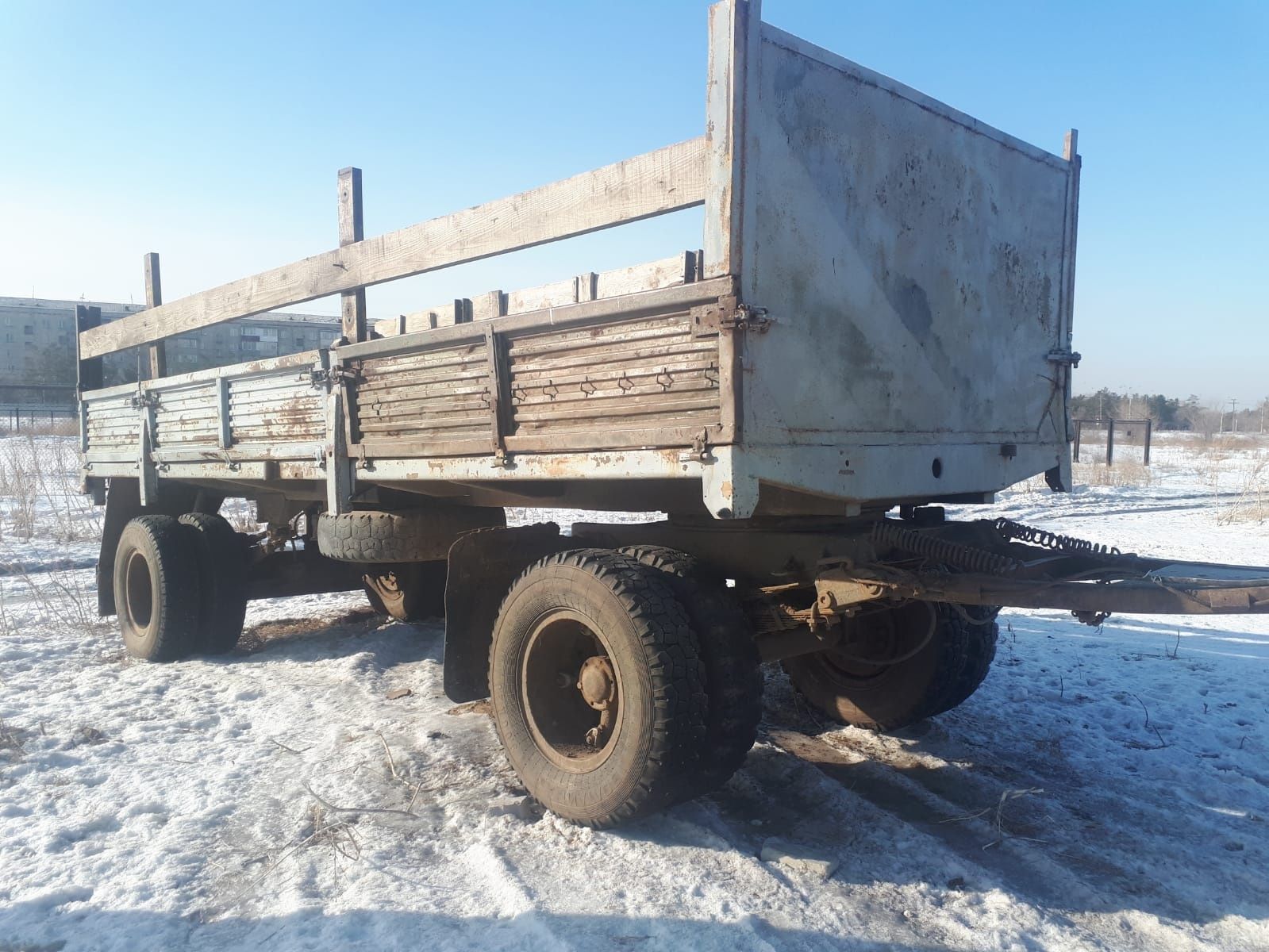 Продам прицеп на Камаз