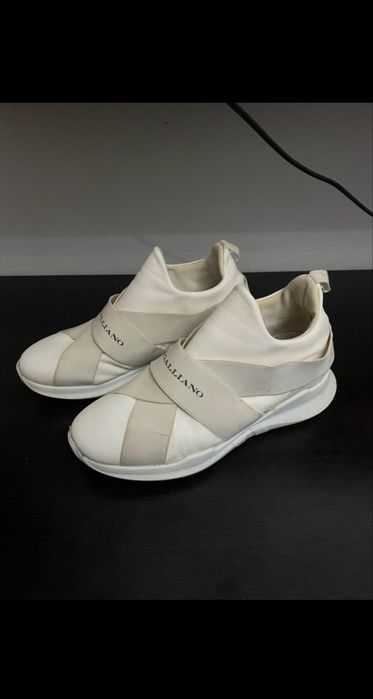 Papuci John Galliano