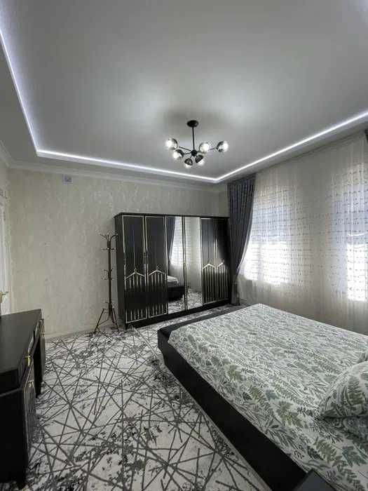 Янги 16 йилликда файзли ховли сотилади. NR494/1000