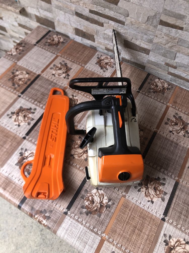 Трион верижен бензинов Stihl MS 201 TC-M 1.8 kW, 2.41 к.с., 35 см.