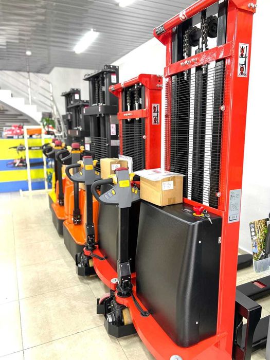 Электрический самоходный штабелер Ameco Industrial CTD-C 1.5 т, 2.5 м