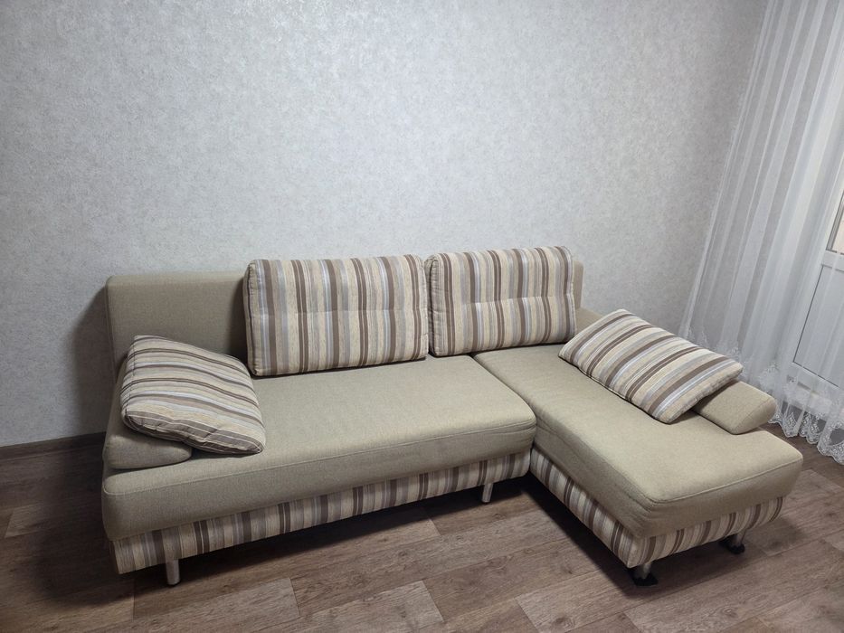 Продам диван в отличном состоянии