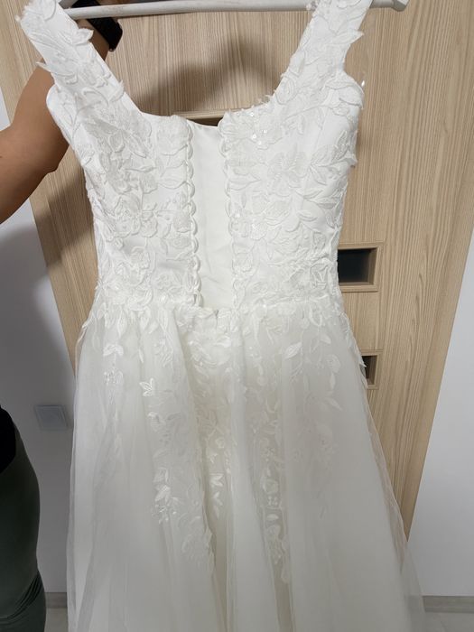 Vand rochie mireasa scurta