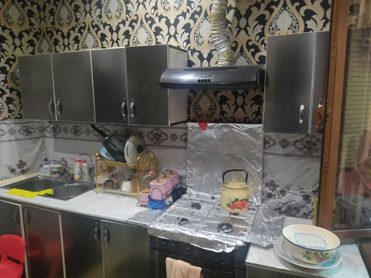 Кухонный мебель длина 4.5 м