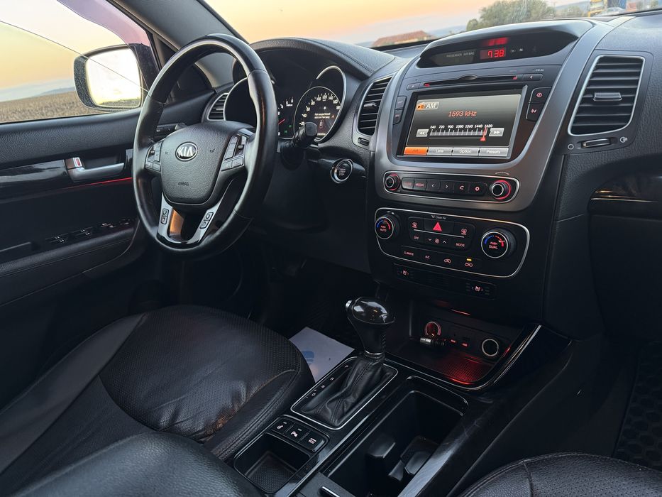Kia sorento 2.2 D 197 CP 2013/10 4WD IMPECABIL