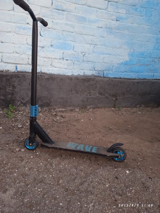Продам трюковой самокат..