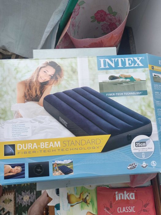 Saltea gonflabila Intex Dura-Beam Classic Downy, 137x191x25cm