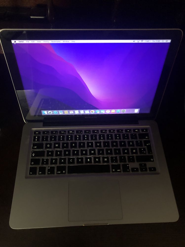 Apple MacBook Pro i5 SSD 8gb
