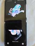 Телефон Samsung Z Flip 4