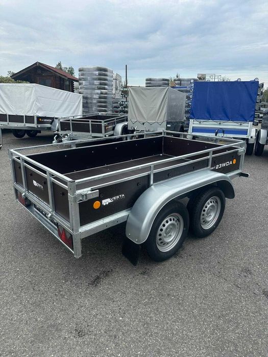 Remorca Cluj/ 750 Kg * 2 Axe: Dimensiuni 235 (300)* 135 (150)* 400 cm!