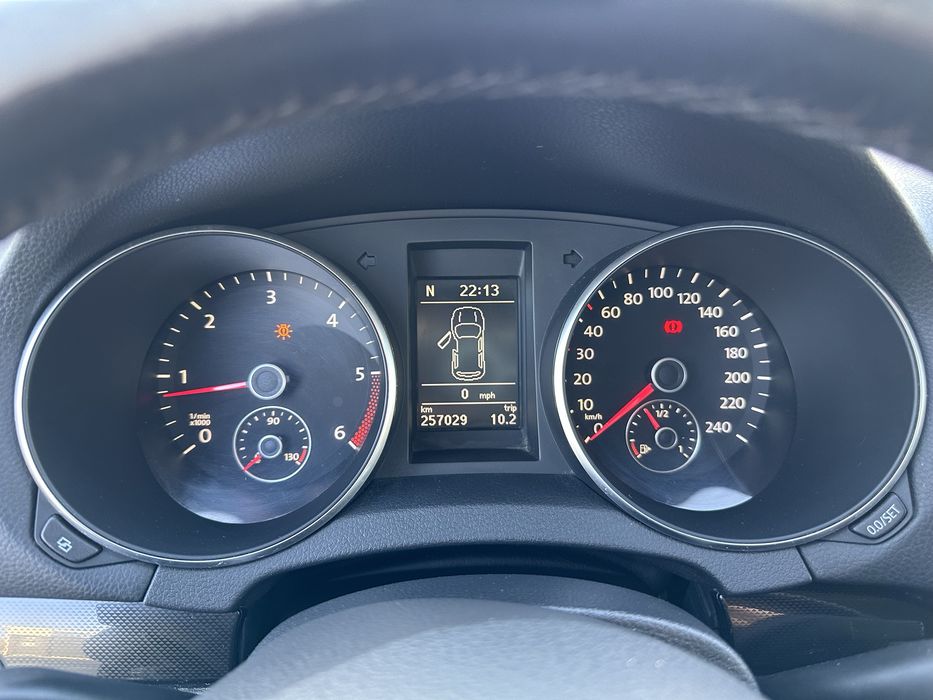 VW Golf 6 2.0 tdi 110cp