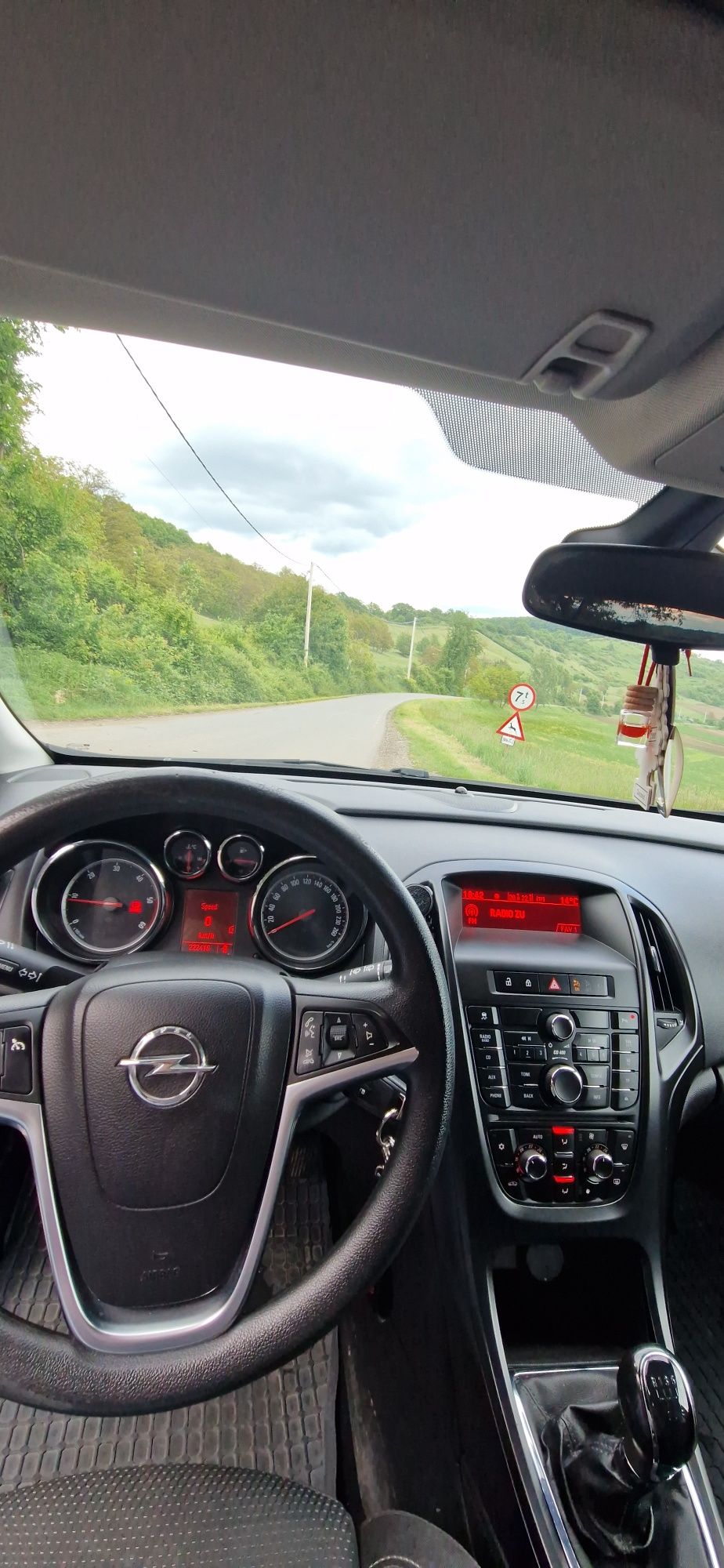 Opel Astra J 2011