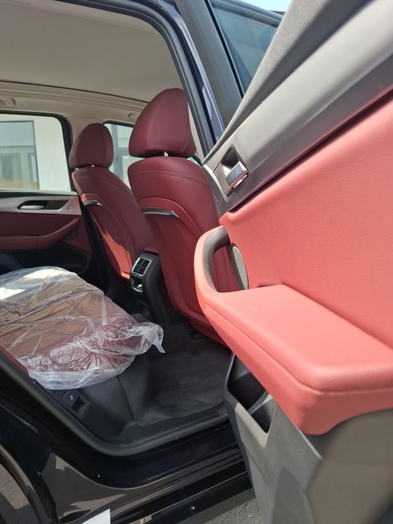 BMW IX 3  2024 yil