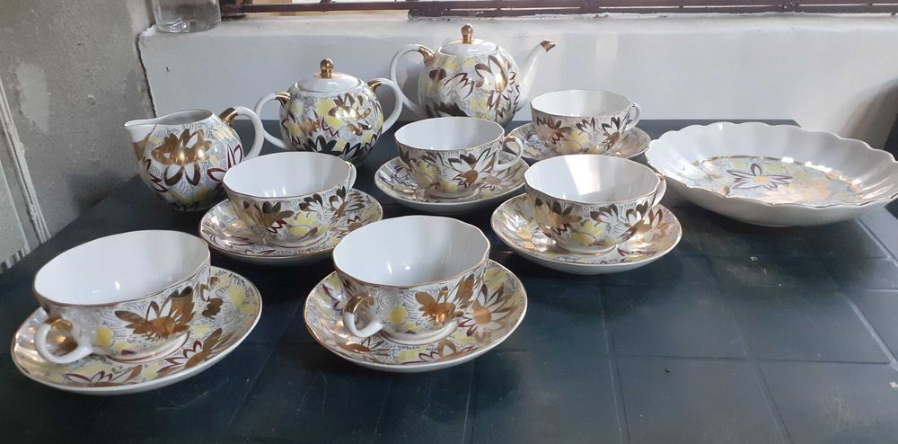 ЛФЗ - невероятен сервиз за чай руски порцелан много позлата