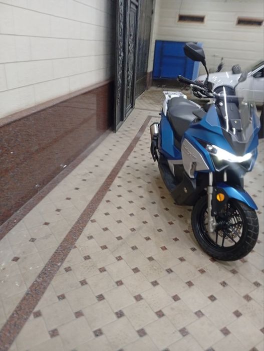 Мото сотилади срочна яхщи нархга бервораман