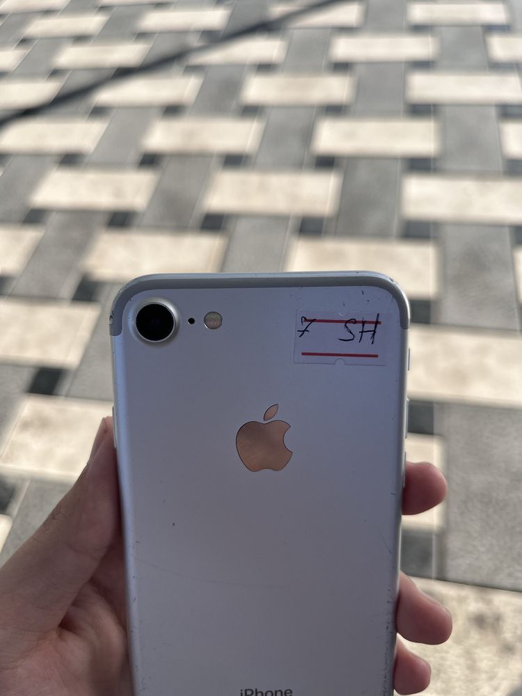 Iphone 7 SE model