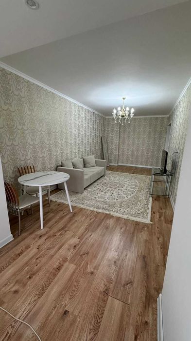 Продается 2 комнатная квартира, район революция