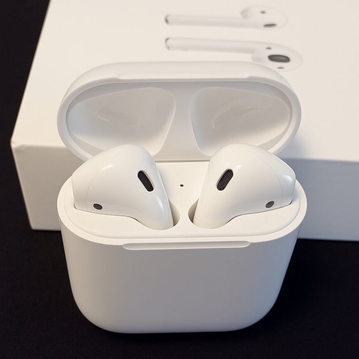 Căști Originale Apple AirPods 2 (Gen 2) cu Husă de Încărcare Standard