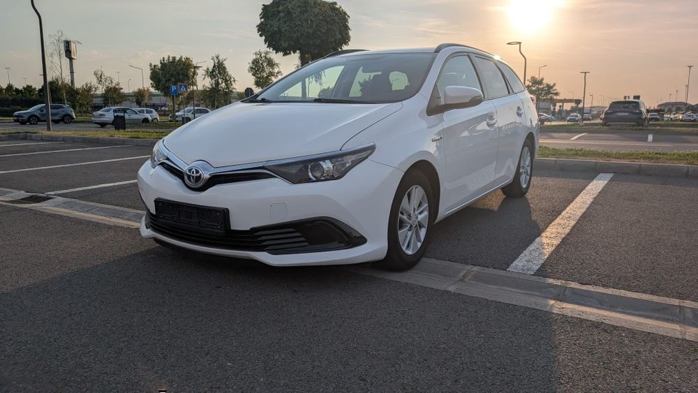 Toyota Auris 1.8 Hybrid
