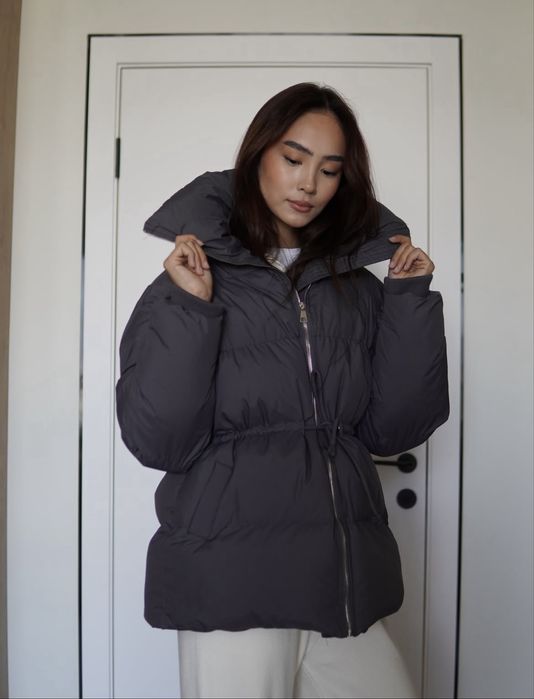 Очень тёплая, удобная и качественная куртка.