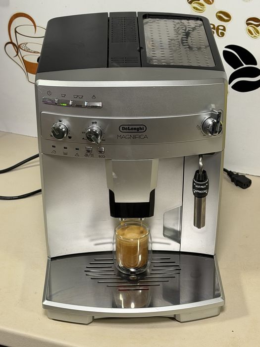 Кафемашина кафе автомат delonghi magnifica с гаранция
