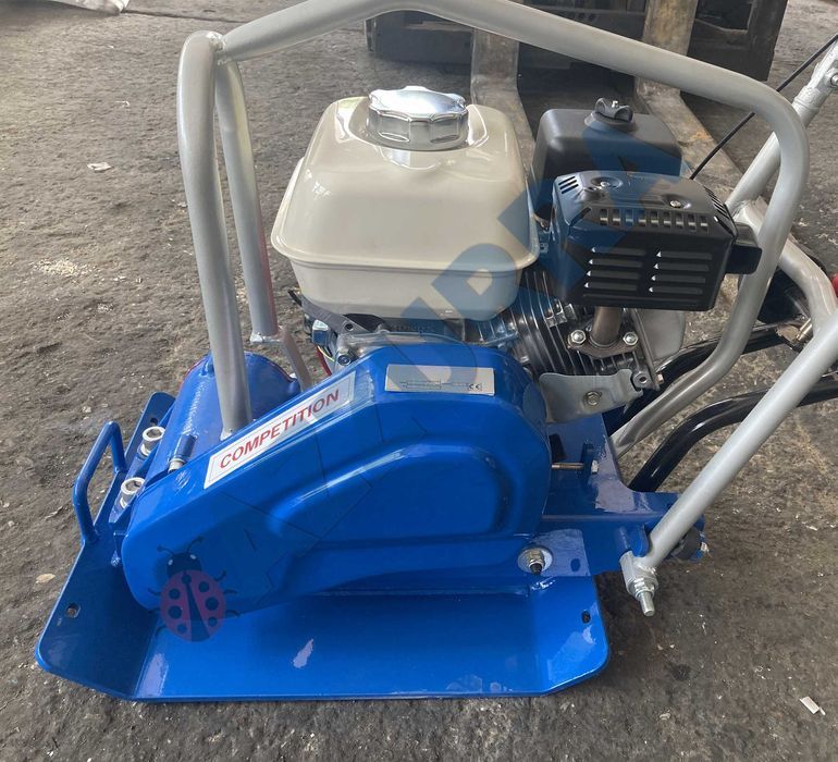 PLACA compactoare Italia motor Honda 5,5 hp