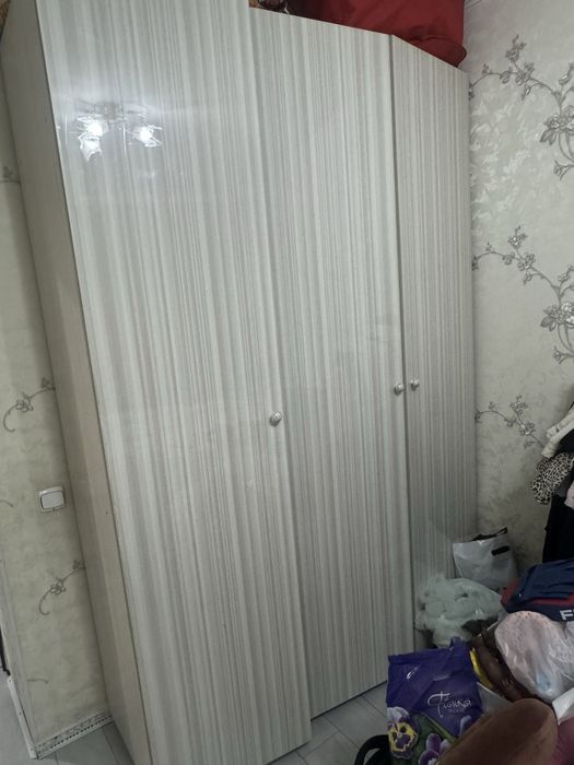 Продам шкаф и кровать