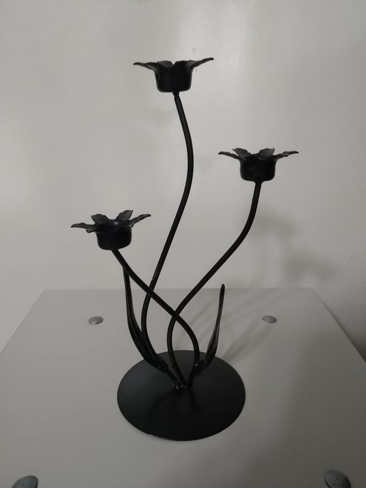 Подсвечник на 3 свечи.