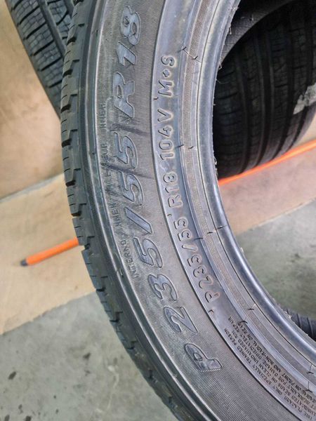 4 Pirelli R18 235/55/ 
нови всесезонни гуми DOT1719