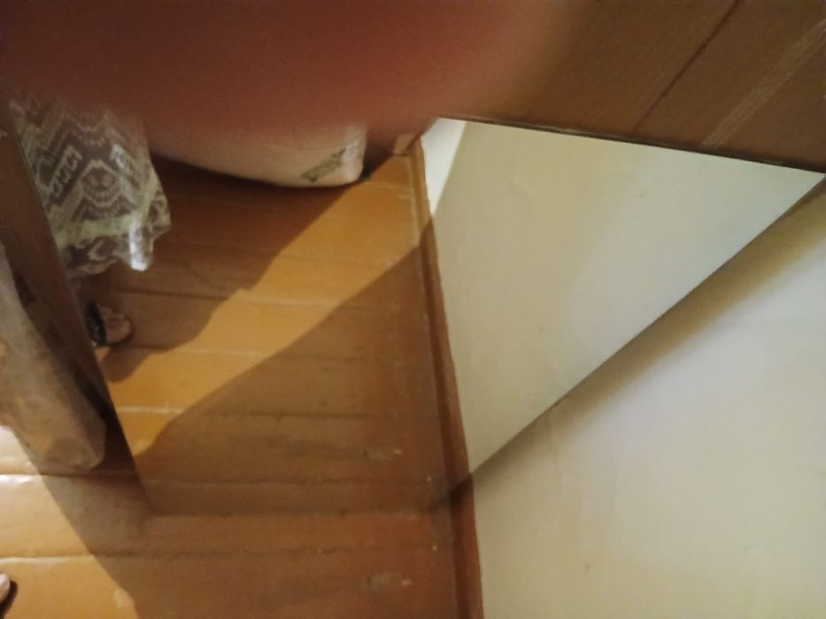 Продаются  зеркала .