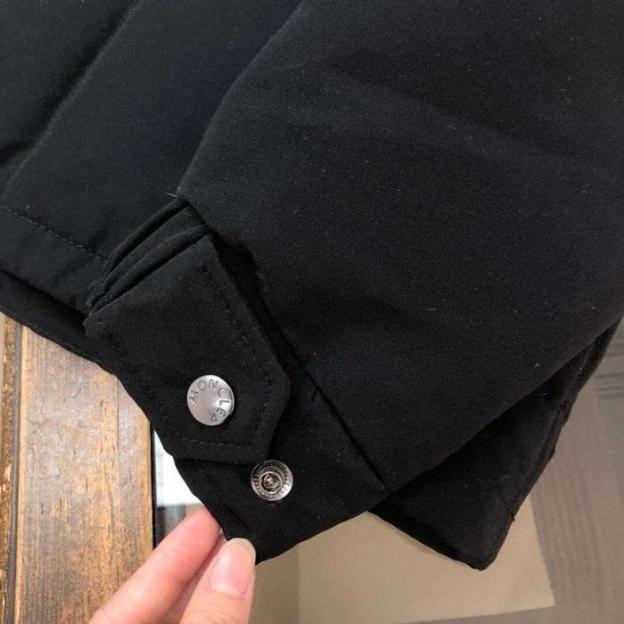 Geaca Moncler colectie noua