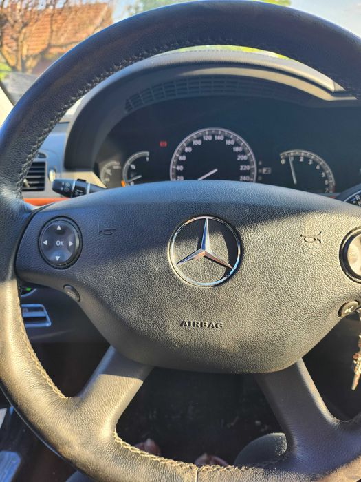 Мерцедес S 500 2007 г. НА ЧАСТИ