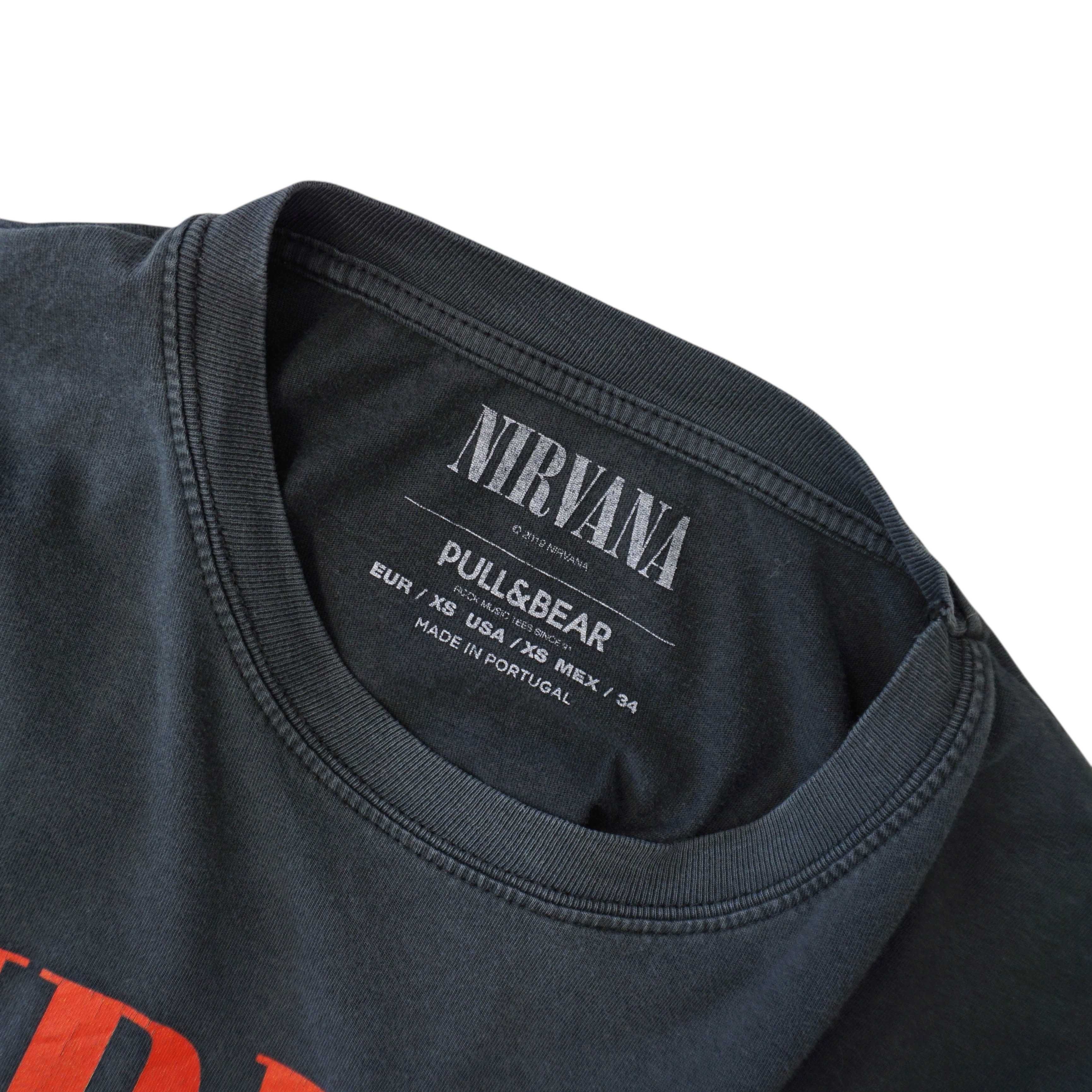 Pull & Bear X Nirvana тениска с графика - XS