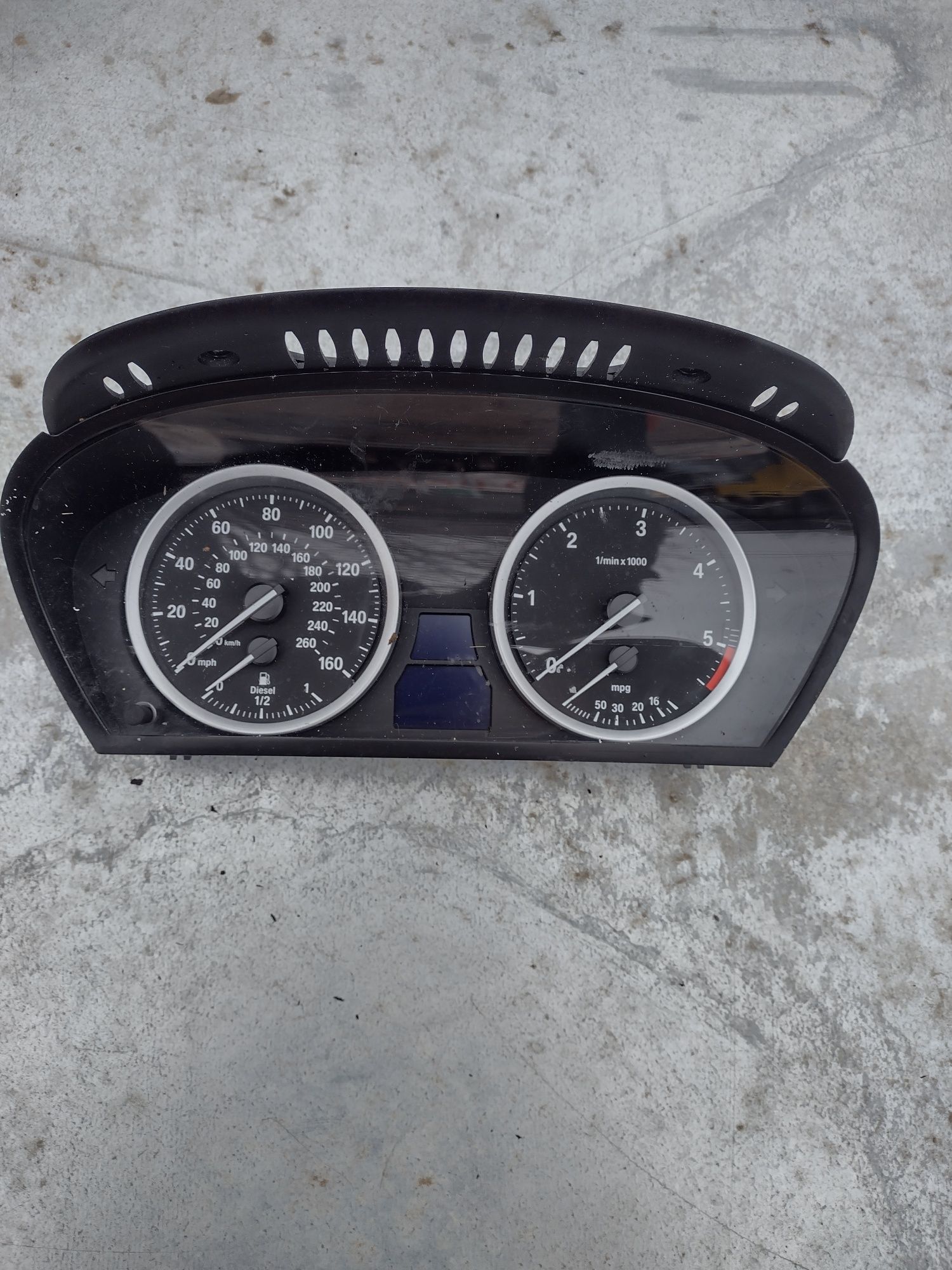 Ceasuri bord BMW X6 E71 35 d piese din dezmembrări