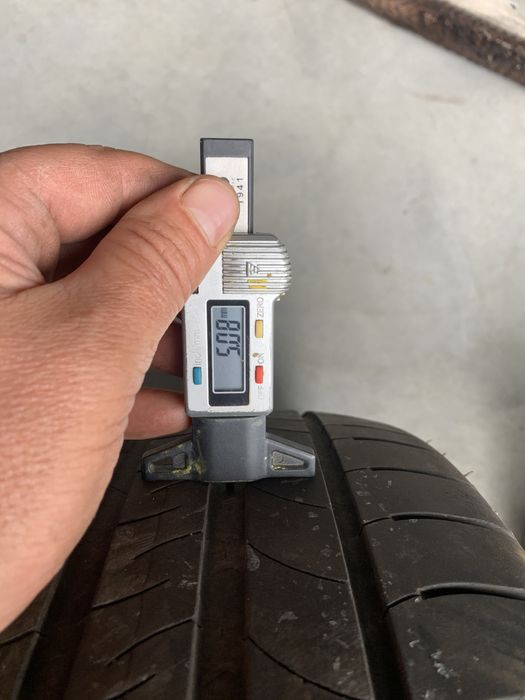 Anv vara 215/60/16 Goodyear/Michelin