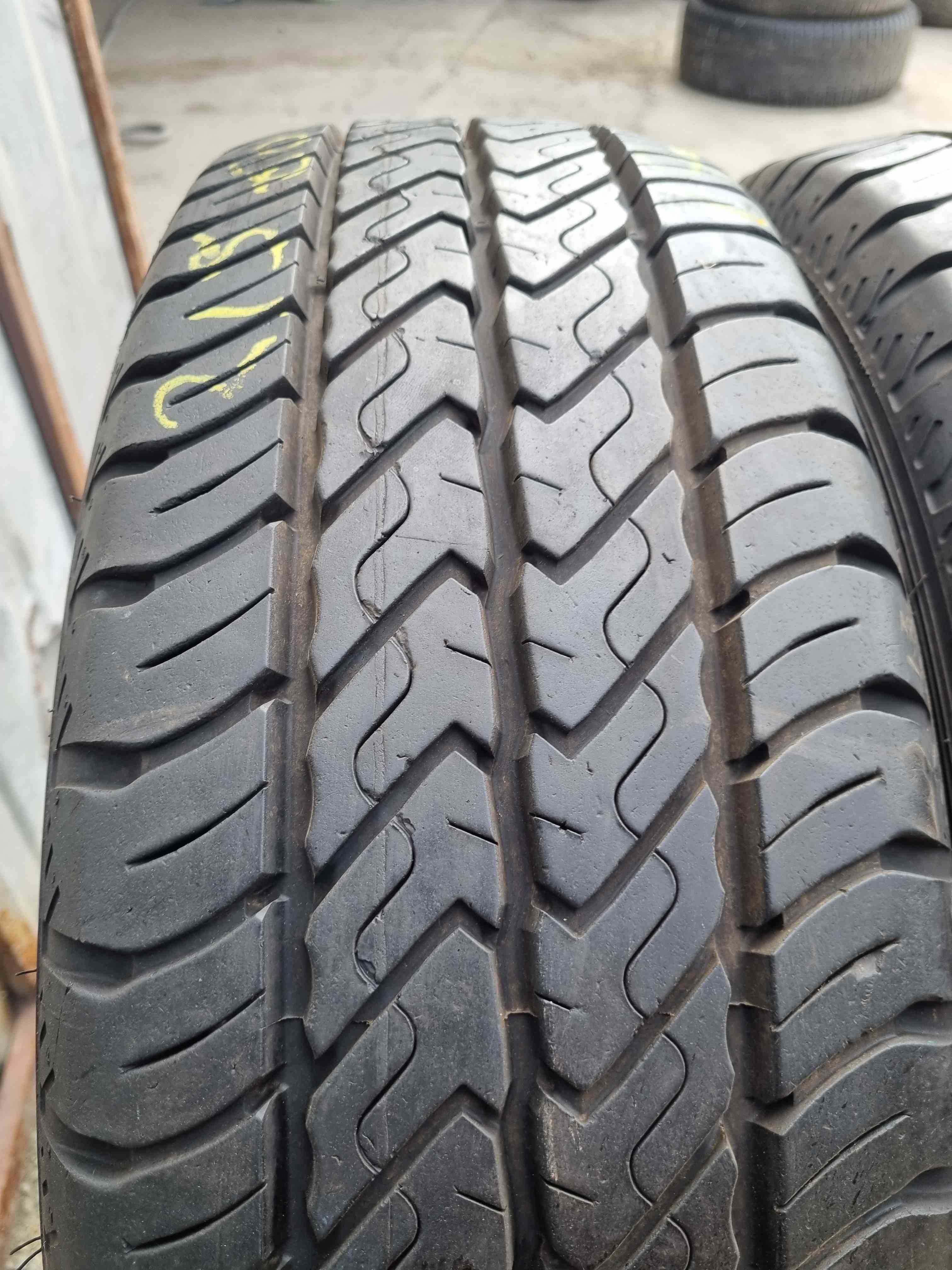 SET 4 Anvelope Vara 215/60 R17C DUNLOP EconoDrive 109/107T