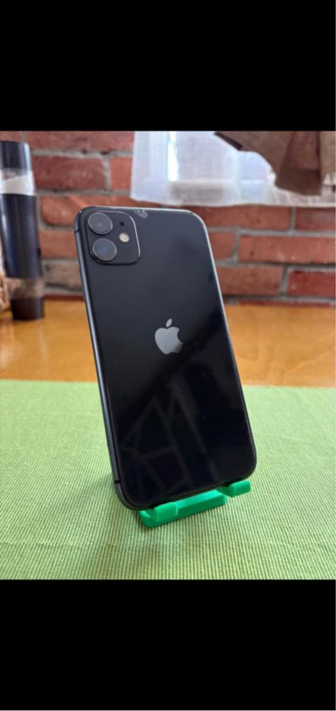 Vand sau schimb iPhone 11