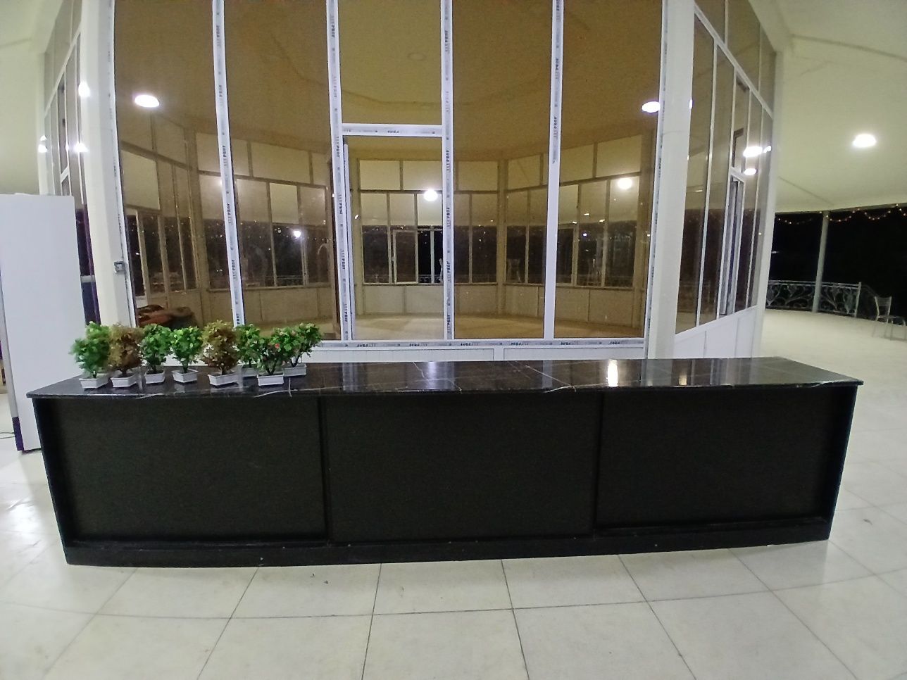 Mebel sotiladi xolati yaxwi