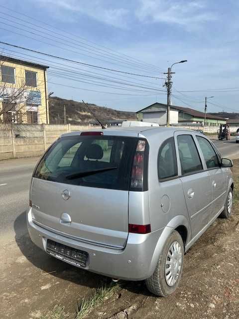 Dezmembrez Opel Meriva 2009 1.4 benzina,Z14XEP,cutie 5 trepte,argintie