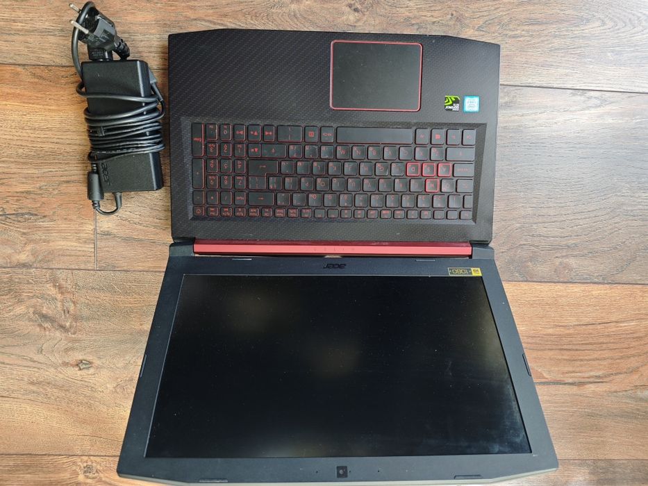 Acer Nitro 5 AN515-52-74XT