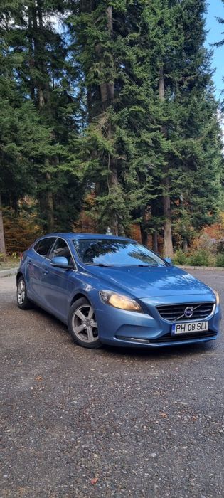 Volvo v40 d2 in stare impecabilă